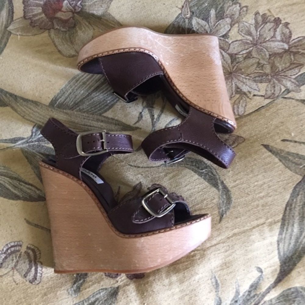 Chloe Edition Anniversaire platforms 